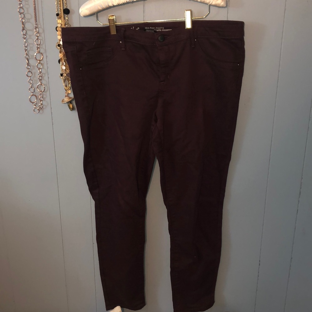 Wine purple-ish brown super stretchy jegging jeans
